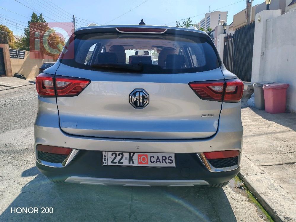 ام جي ZS